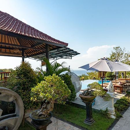 Kaylas Hill Resort Batununggul Extérieur photo