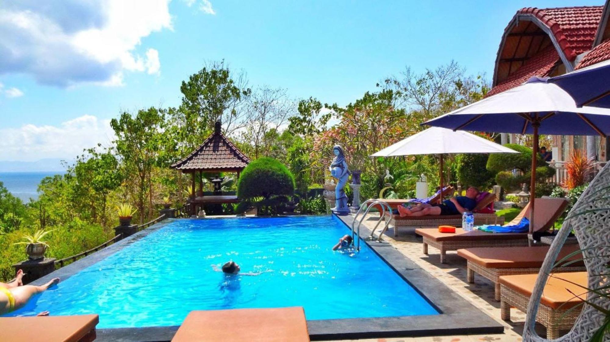 Kaylas Hill Resort Batununggul Extérieur photo