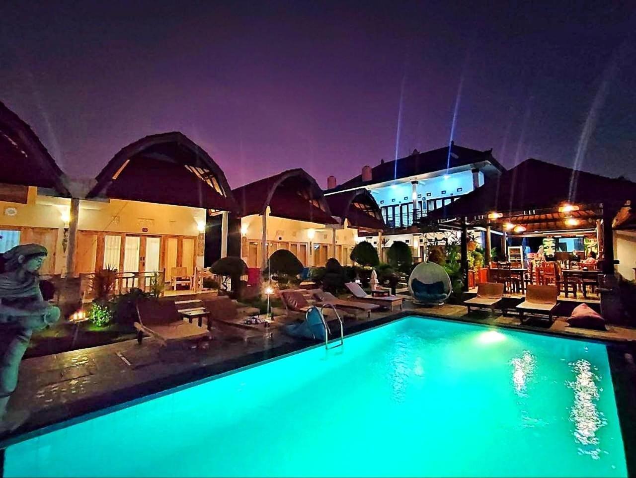 Kaylas Hill Resort Batununggul Extérieur photo